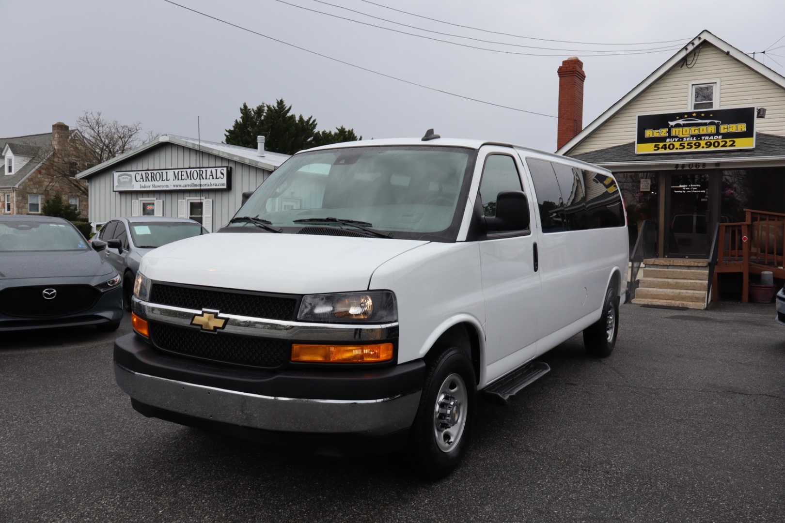 2025 Chevrolet Express Passenger LT