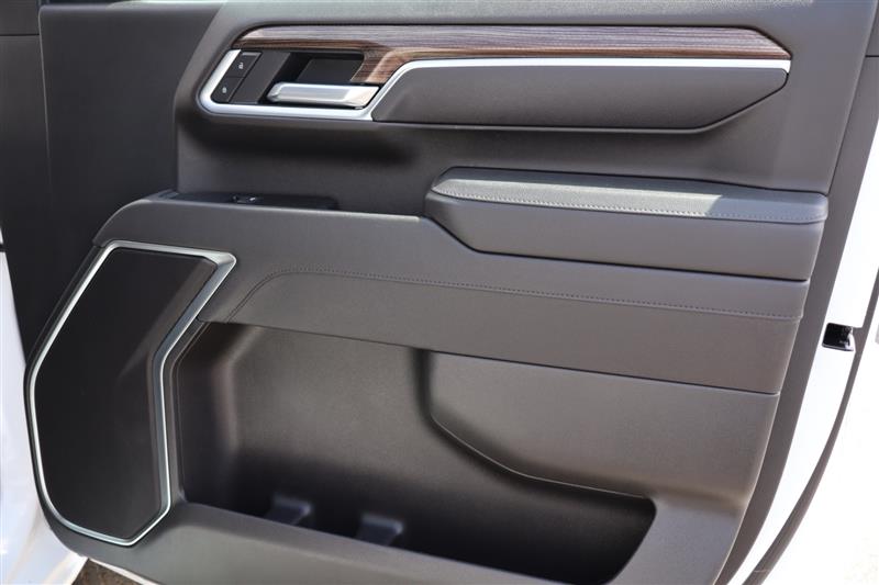 2025 Chevrolet Silverado 2500HD LT - Photo 11
