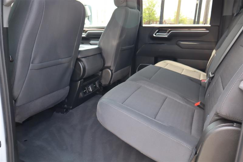 2025 Chevrolet Silverado 2500HD LT - Photo 13