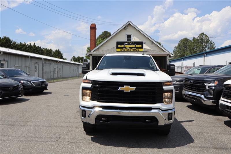 2025 Chevrolet Silverado 2500HD LT - Photo 2