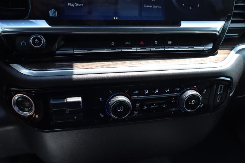 2025 Chevrolet Silverado 2500HD LT - Photo 21