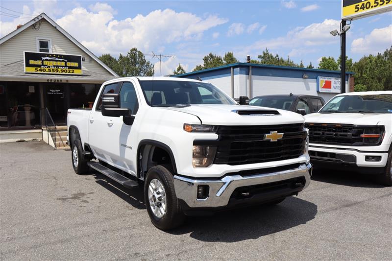 2025 Chevrolet Silverado 2500HD LT - Photo 3
