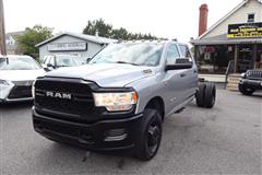 2022 RAM 3500 CHASSIS CAB Tradesman