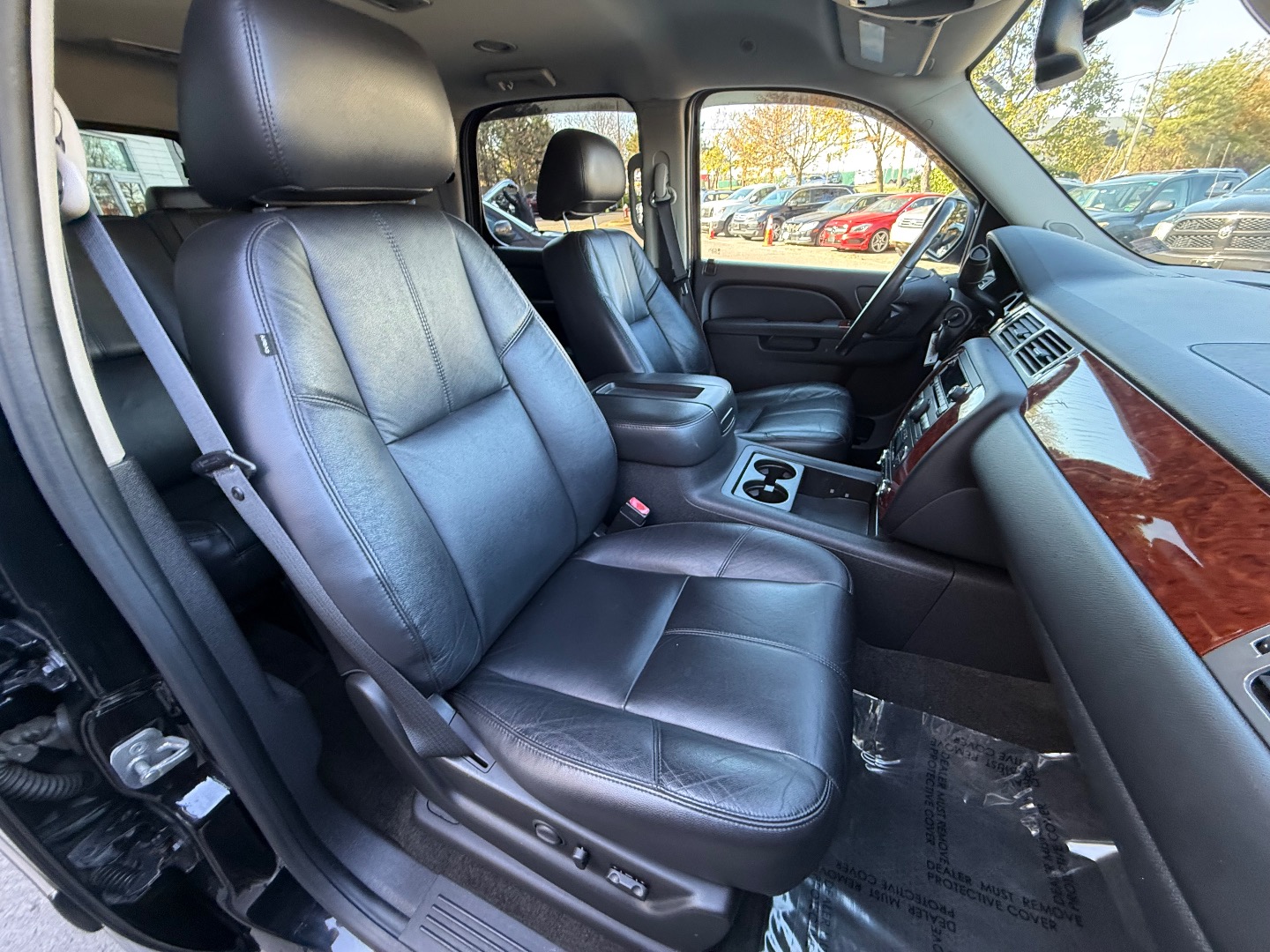 2012 Chevrolet Tahoe LT - Photo 25