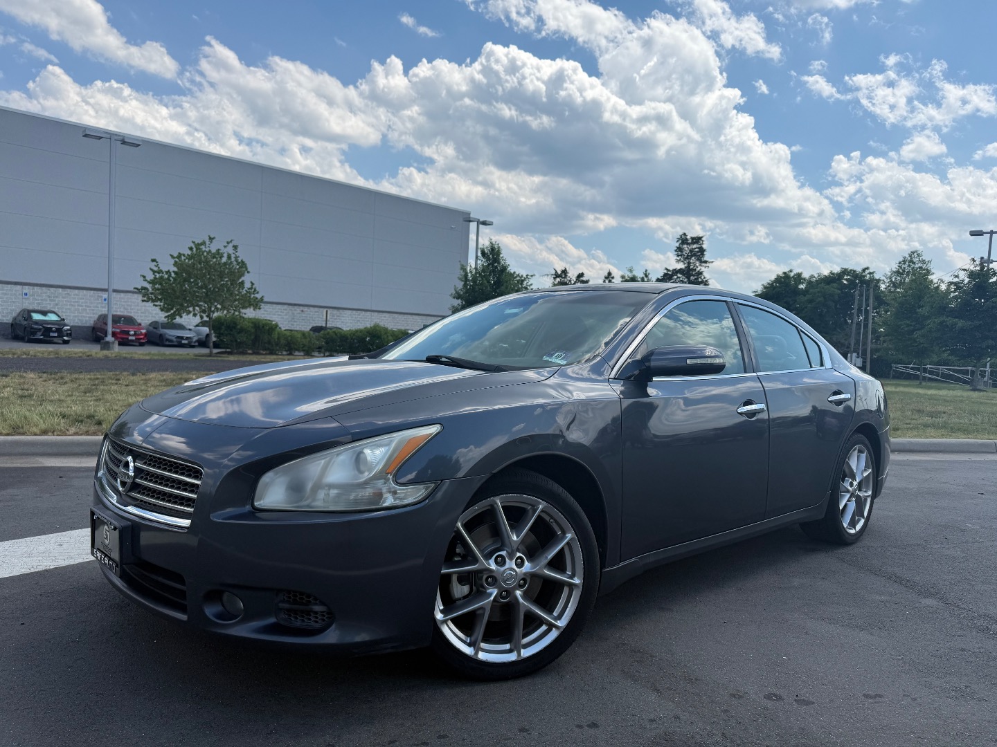 2010 Nissan Maxima's photo