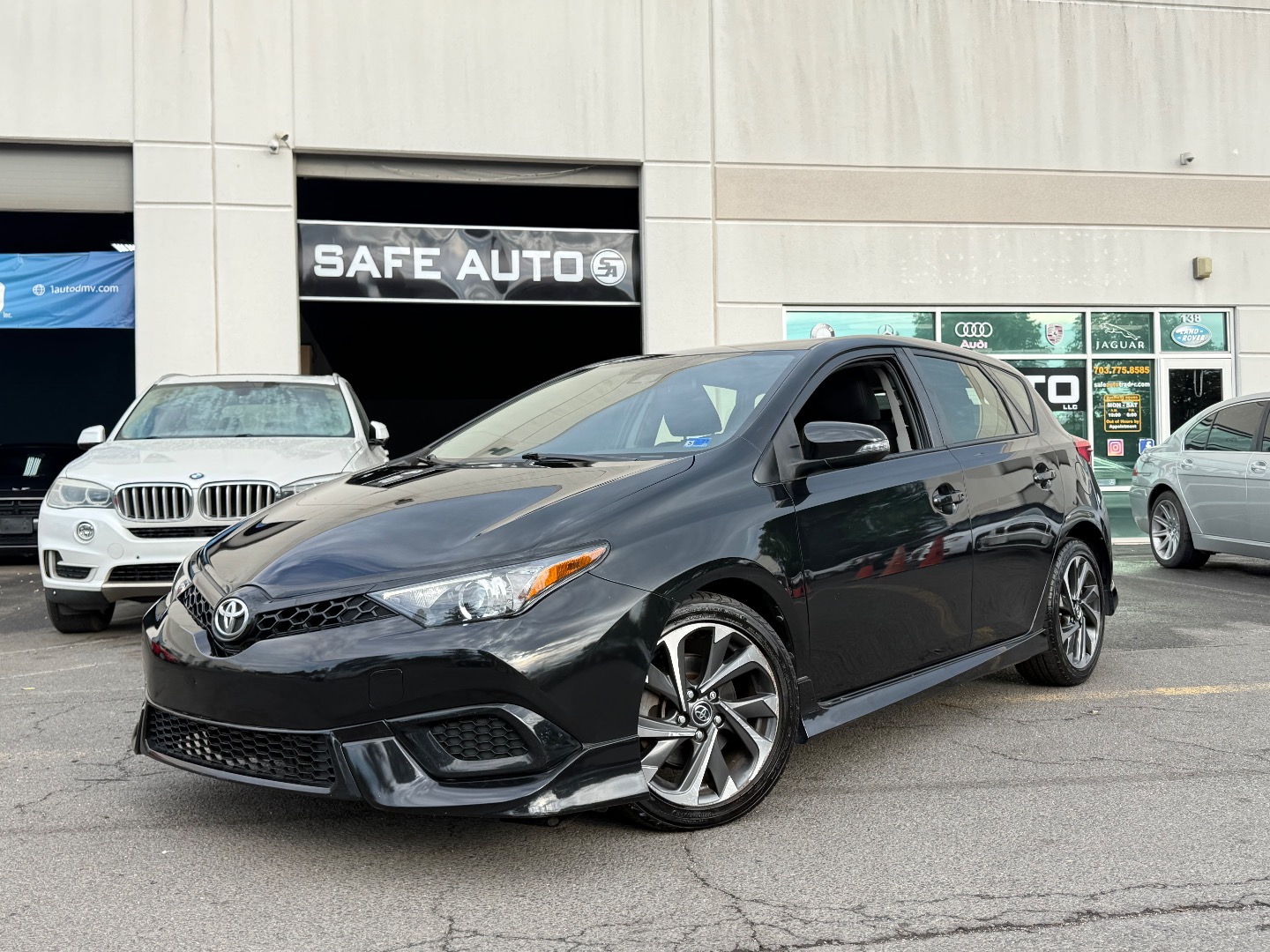 2017 Toyota Corolla iM CVT's photo