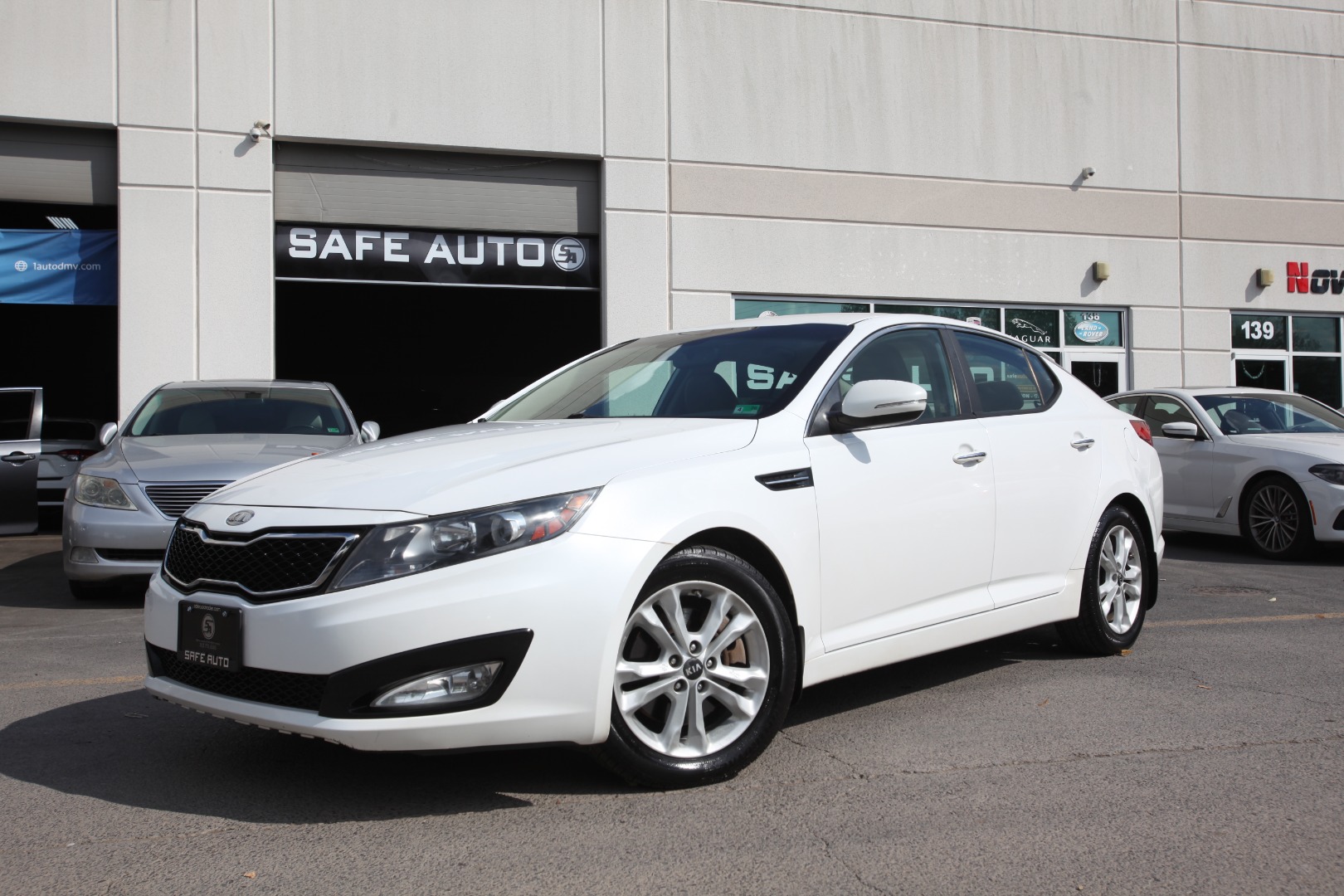 2011 Kia Optima EX AT Turbo's photo