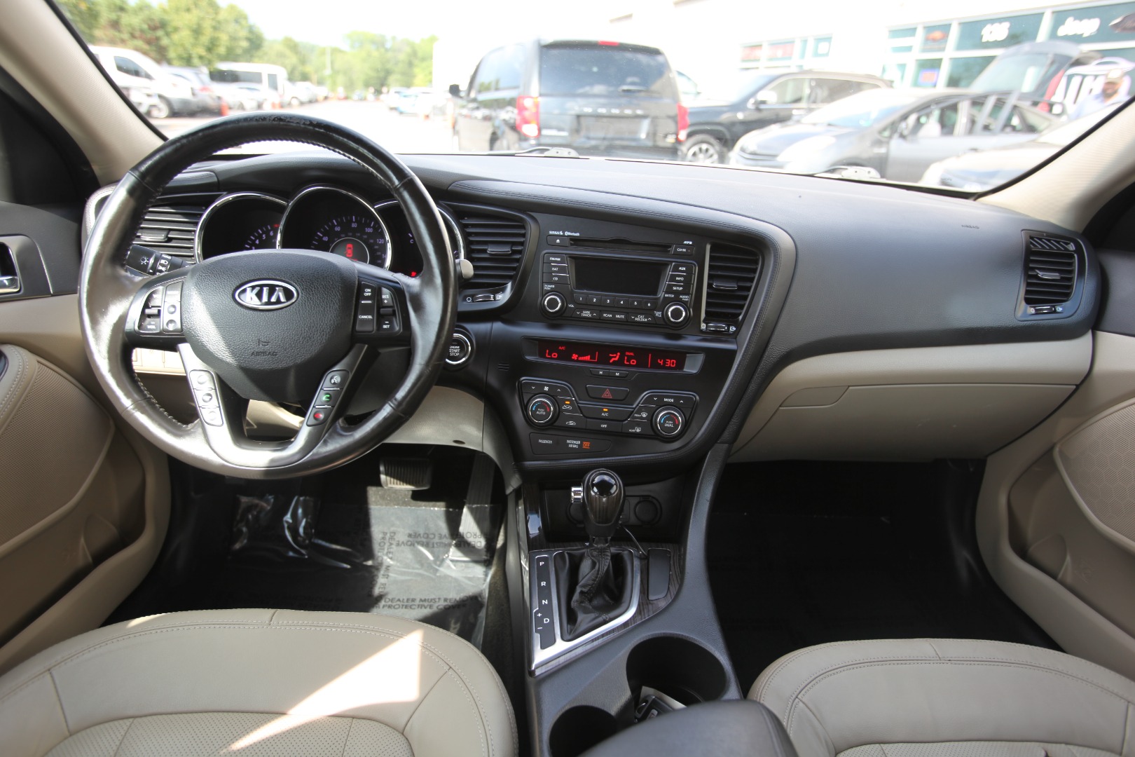 2011 Kia Optima EX - Photo 21