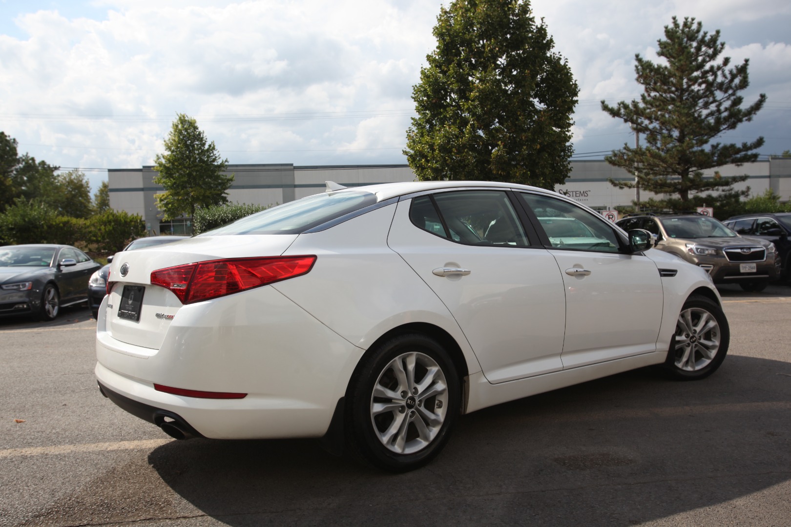 2011 Kia Optima EX - Photo 5