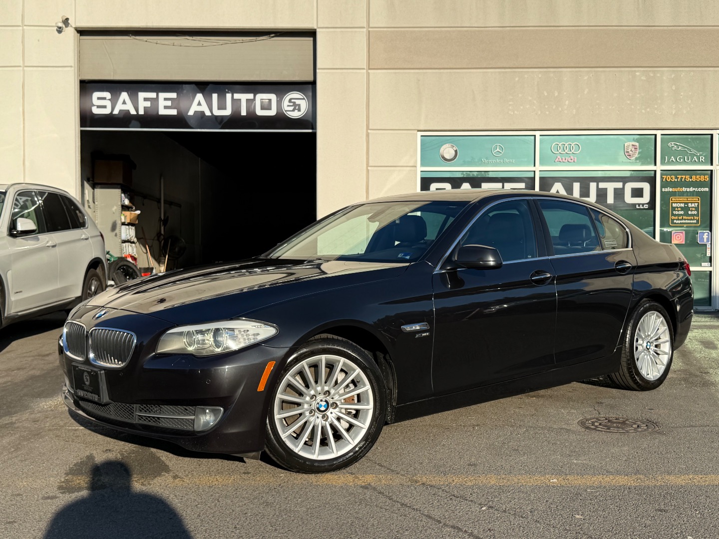 2012 BMW 5 Series 535i xDrive Sedan's photo