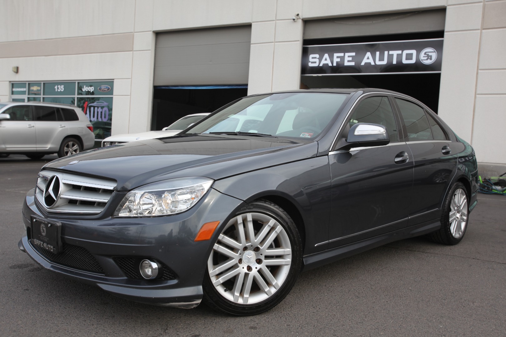 2009 Mercedes-Benz C-Class's photo