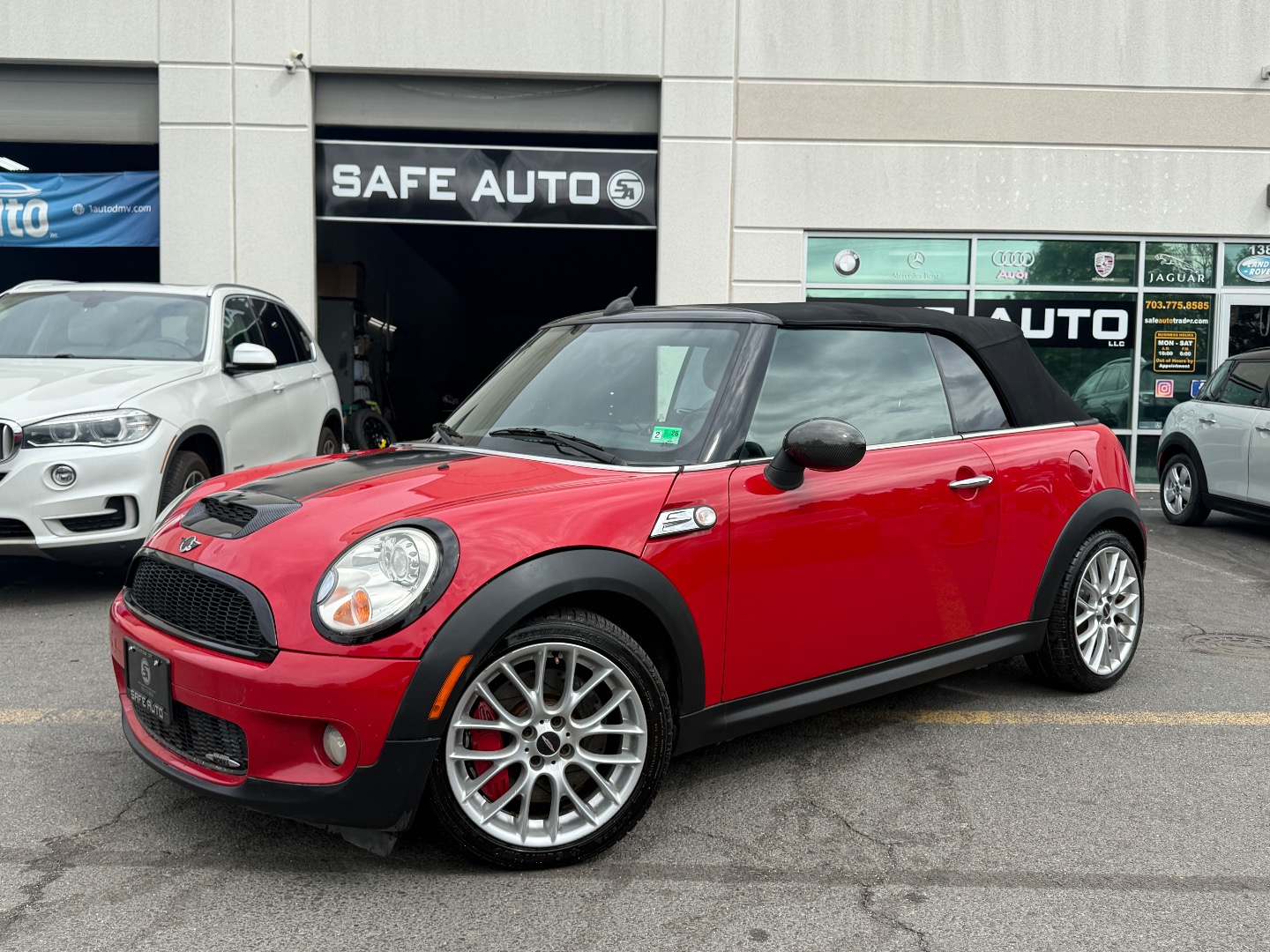 2010 MINI Cooper John Cooper Works's photo