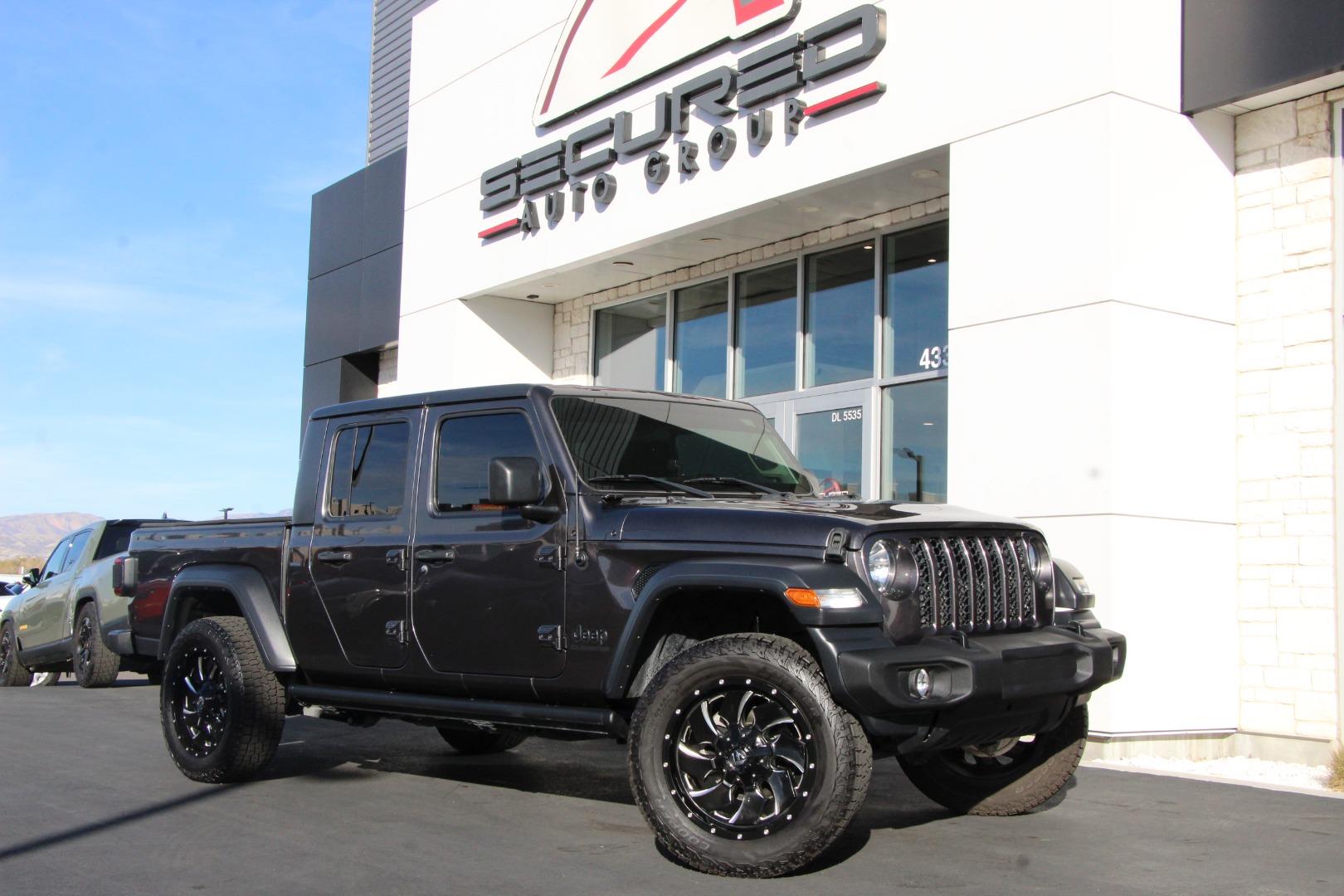 2020 Jeep Gladiator Sport S's photo