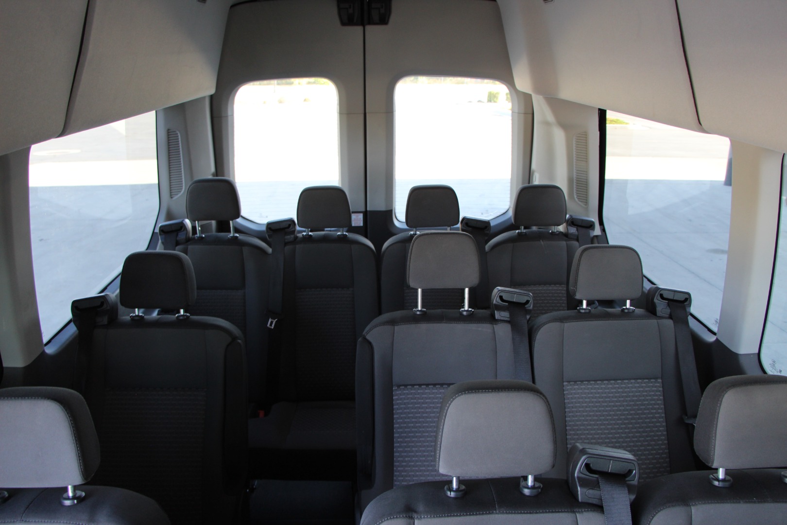 2023 Ford Transit Passenger Van XLT - Photo 17