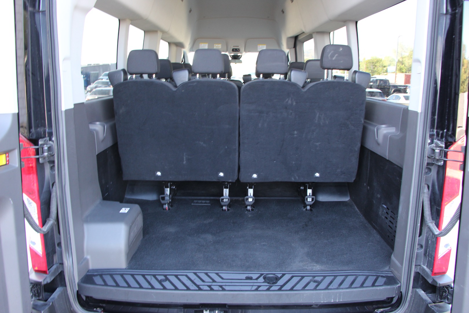 2023 Ford Transit Passenger Van XLT - Photo 19