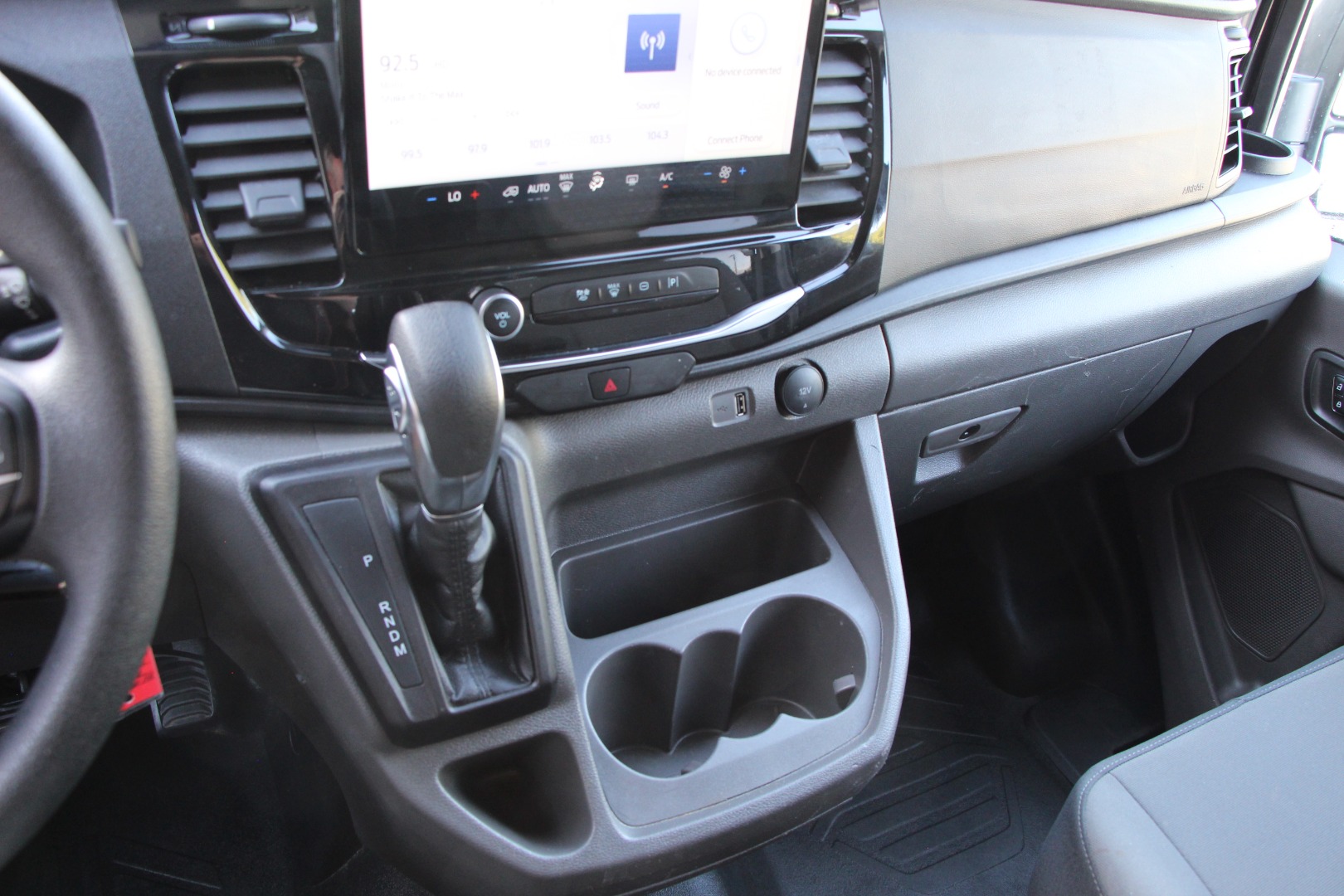 2023 Ford Transit Passenger Van XLT - Photo 40