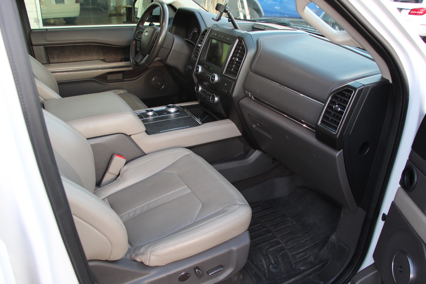 2021 Ford Expedition Limited - Photo 10