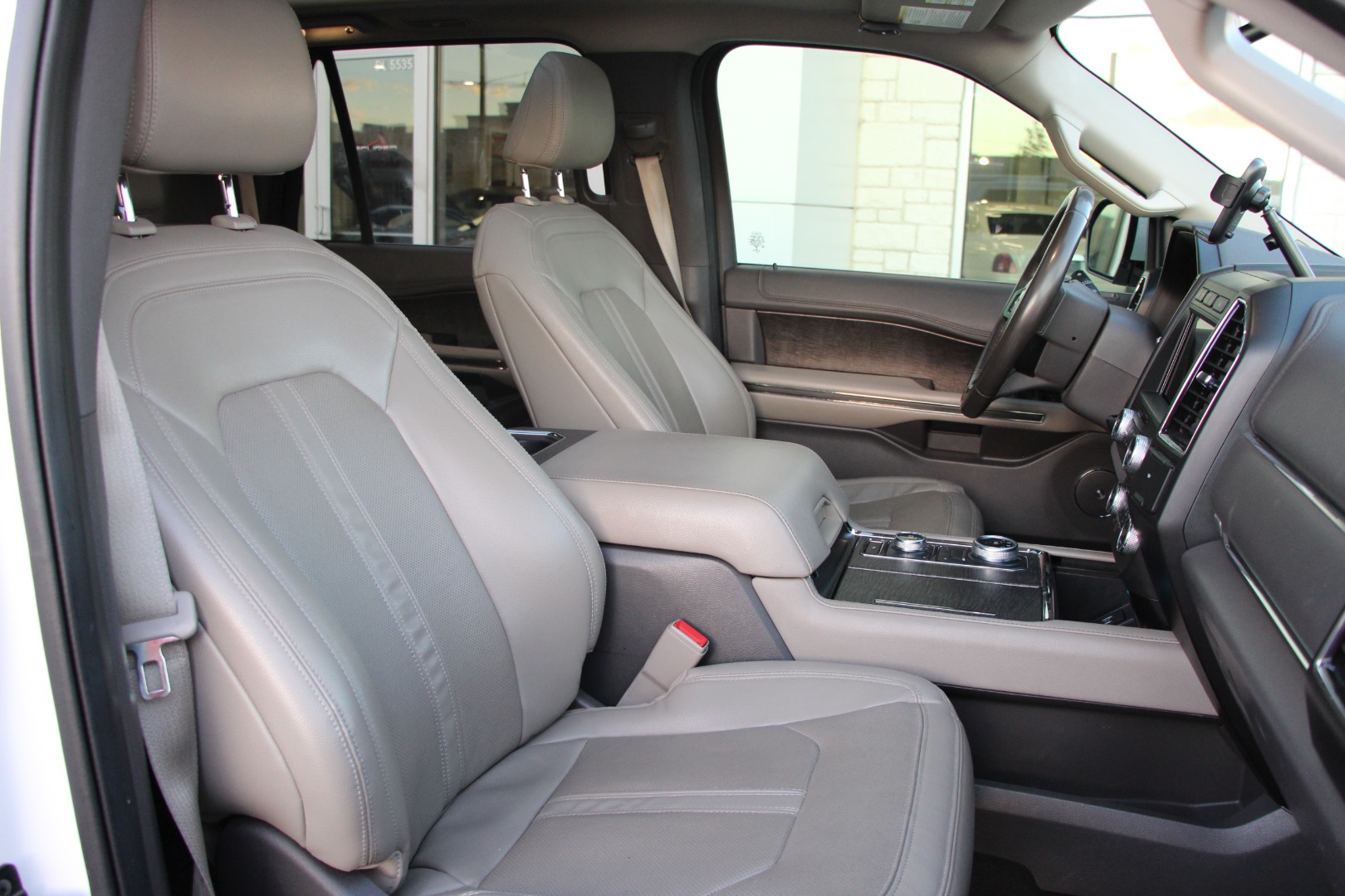 2021 Ford Expedition Limited - Photo 11