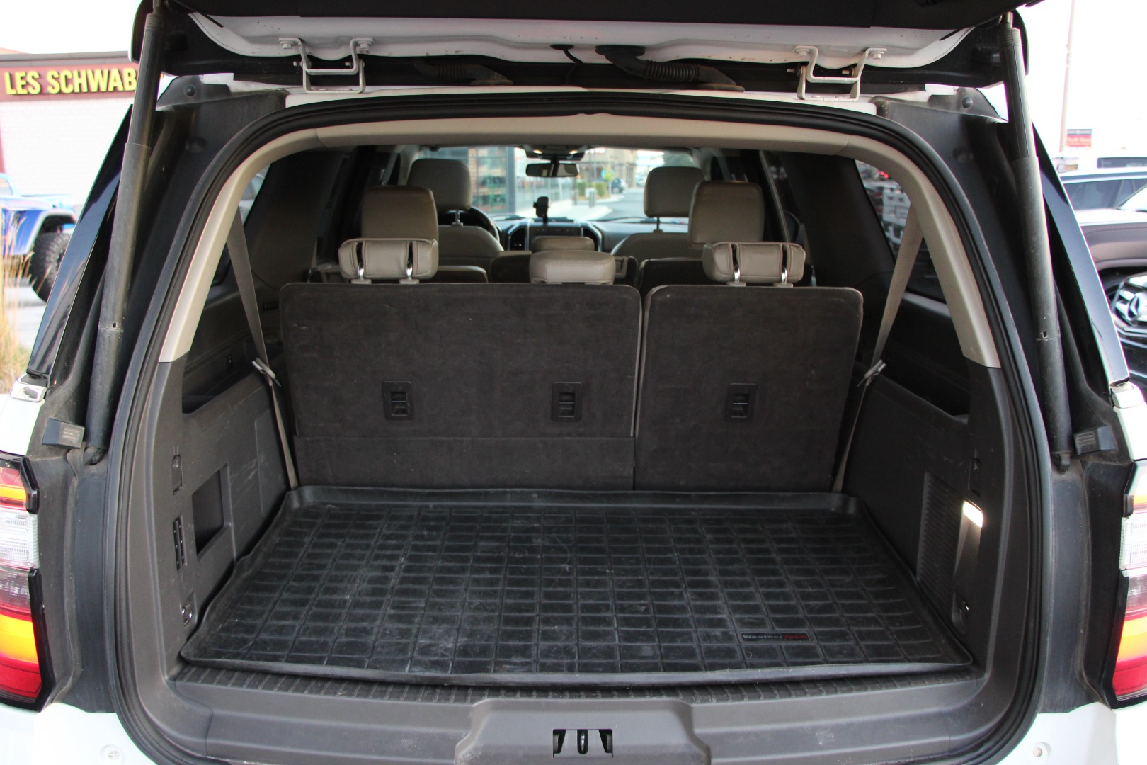 2021 Ford Expedition Limited - Photo 17