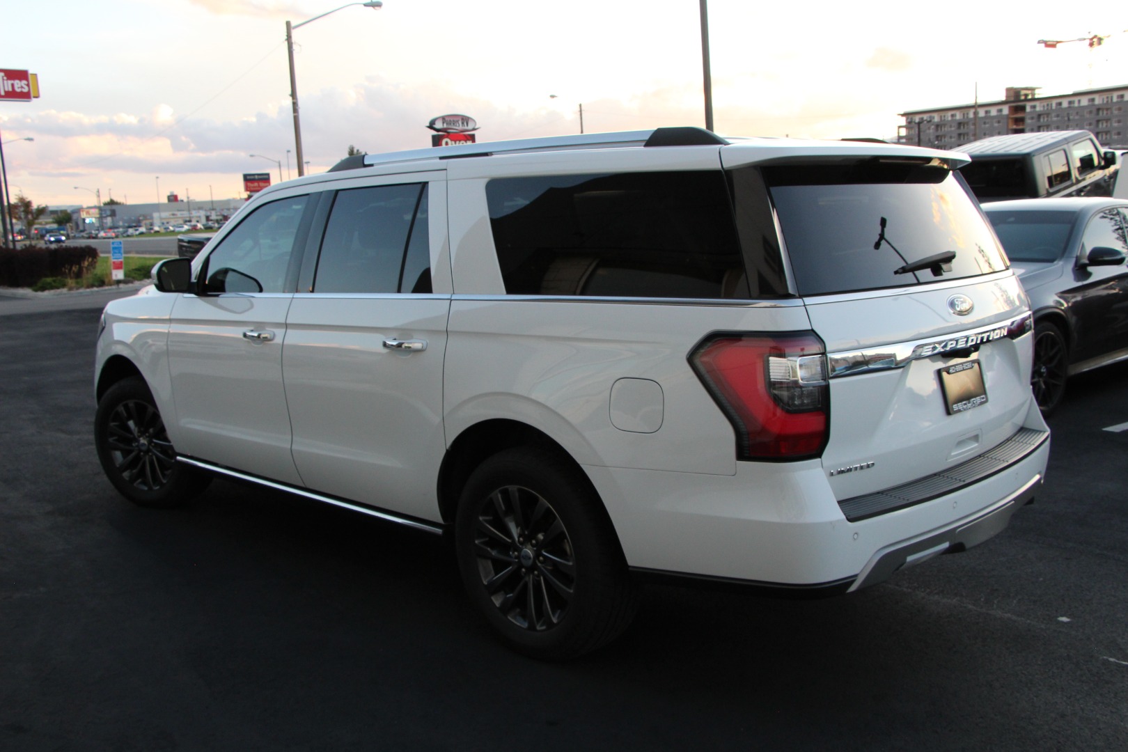 2021 Ford Expedition Limited - Photo 6