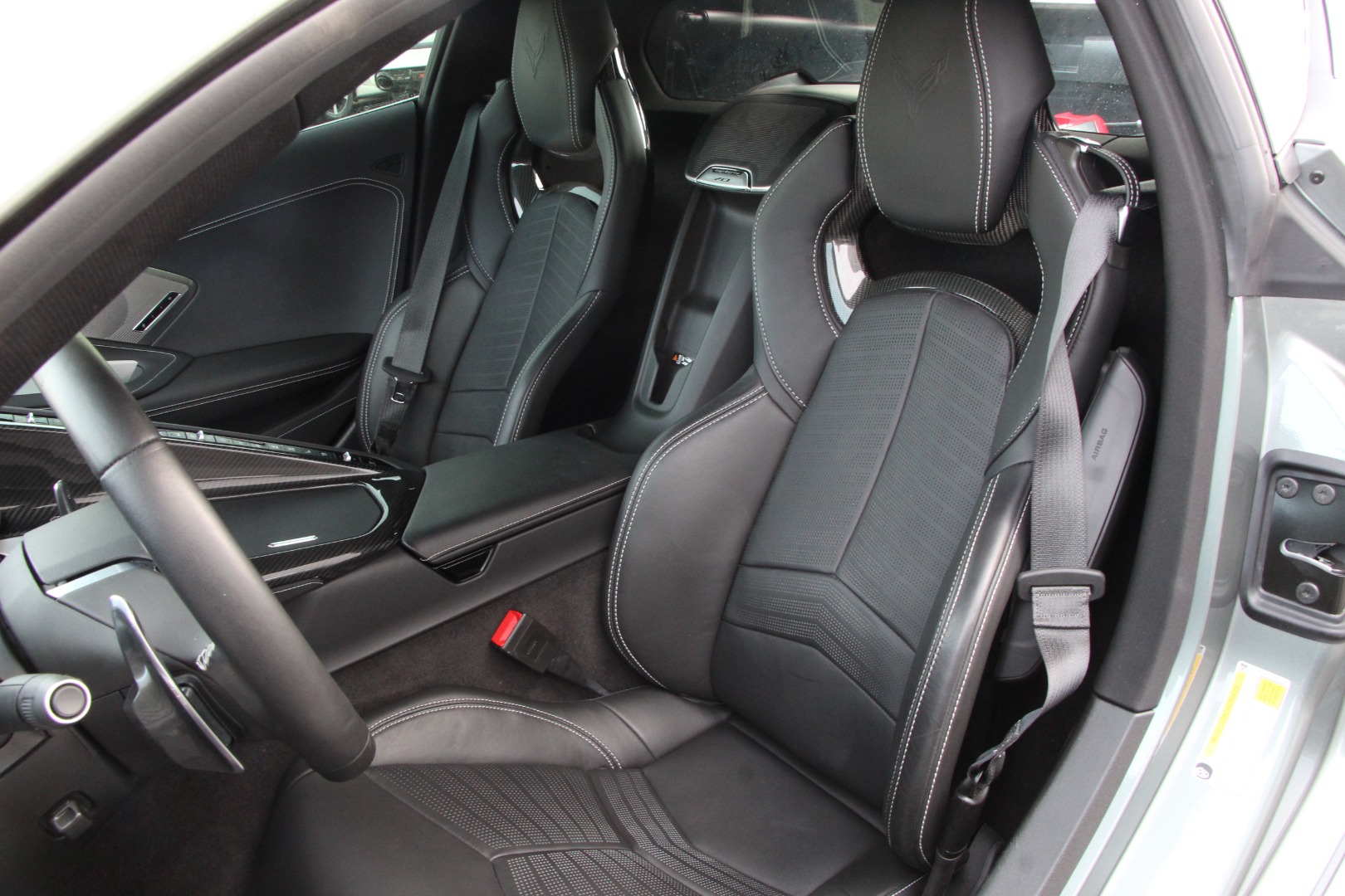 2023 Chevrolet Corvette 2LT - Photo 11