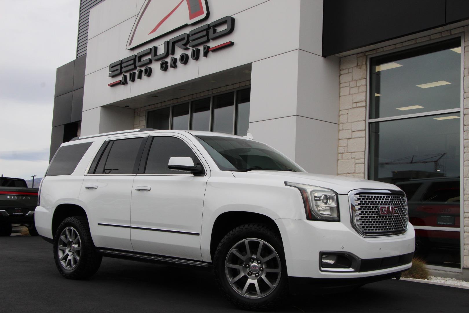2016 GMC Yukon 4WD Denali's photo