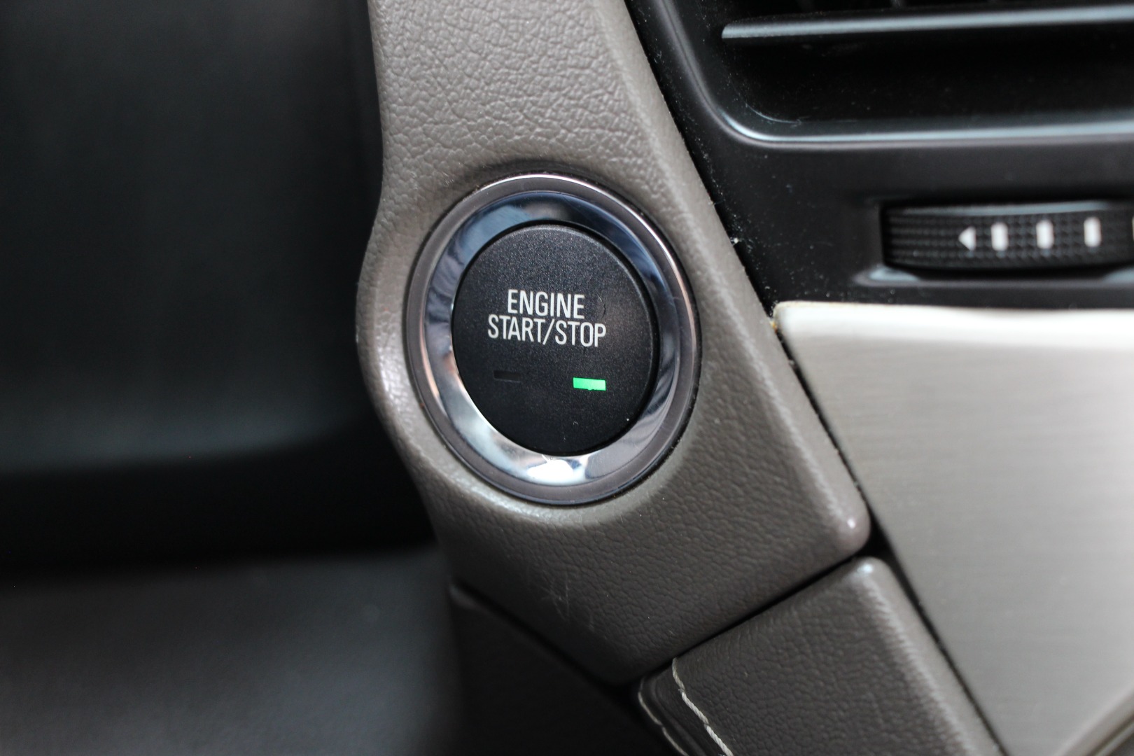 2016 GMC Yukon Denali - Photo 24