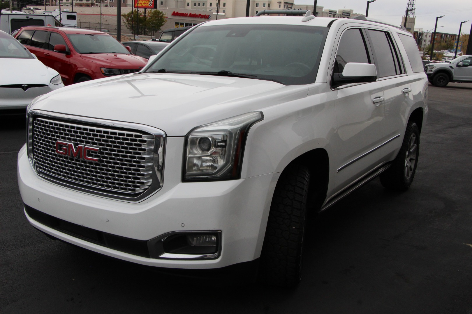 2016 GMC Yukon Denali - Photo 4