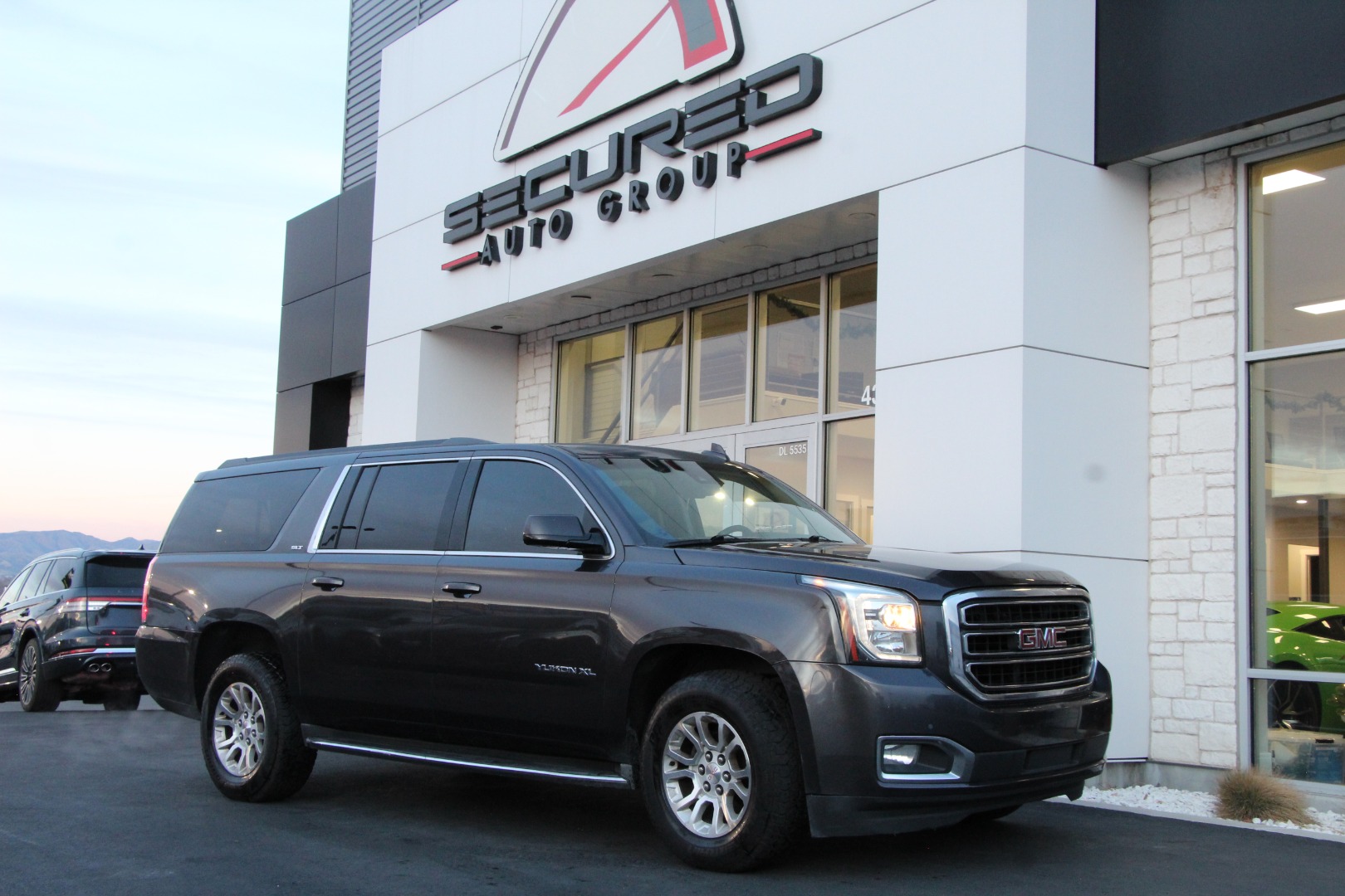 Vehicle Image 2