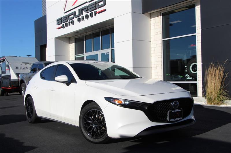 2019 MAZDA MAZDA3 HATCHBACK w/Preferred Pkg