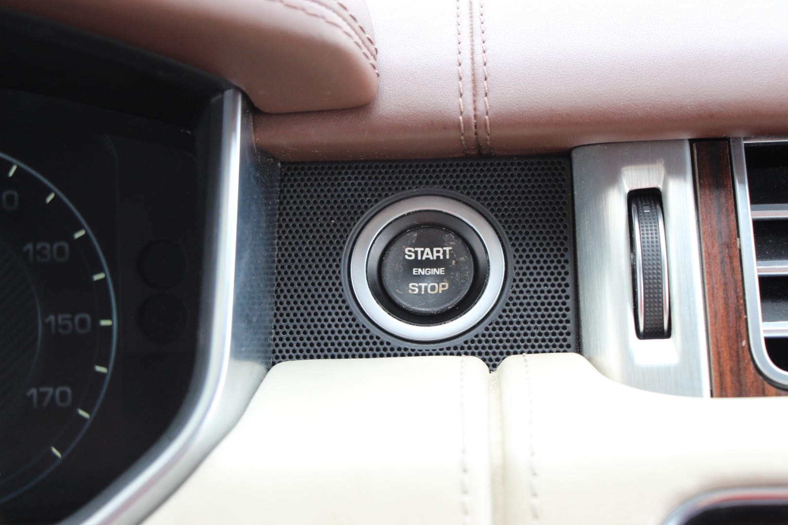 2015 Land Rover Range Rover Autobiography - Photo 47