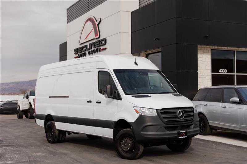 2024 MERCEDES-BENZ SPRINTER CARGO VAN 3500 XD HIGH ROOF