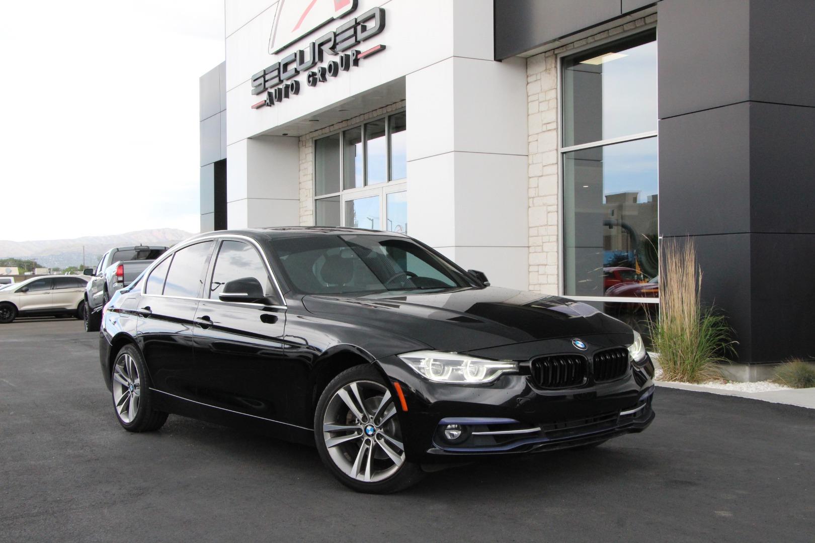 2018 BMW 3 Series 330i xDrive Sedan's photo