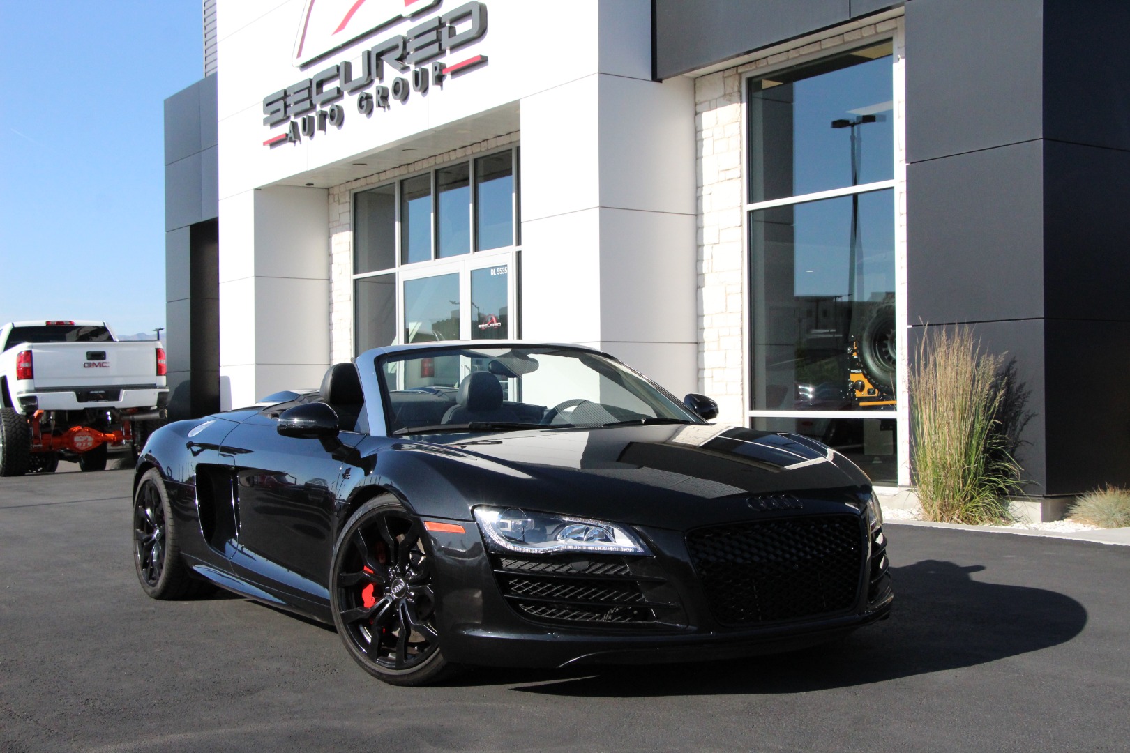 2011 Audi R8 5.2 Spyder quattro R tronic's photo