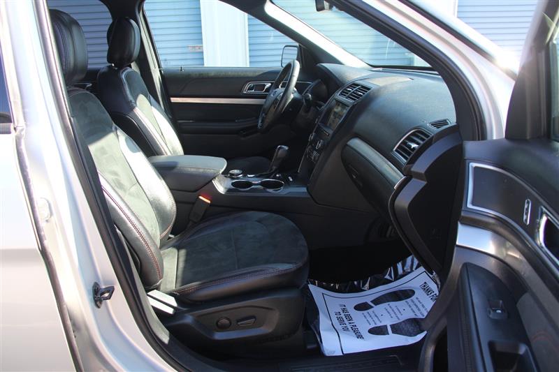 2019 Ford Explorer XLT - Photo 17