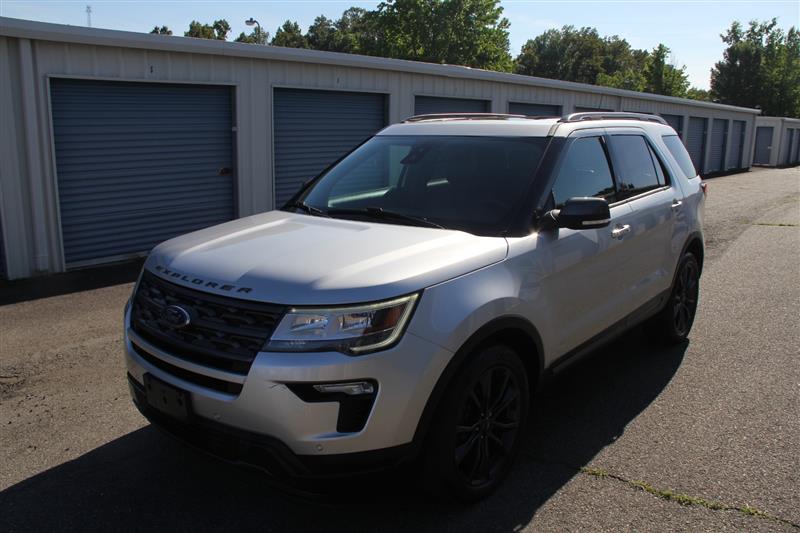 2019 Ford Explorer XLT - Photo 2