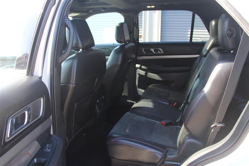 2019 Ford Explorer XLT - Photo 21