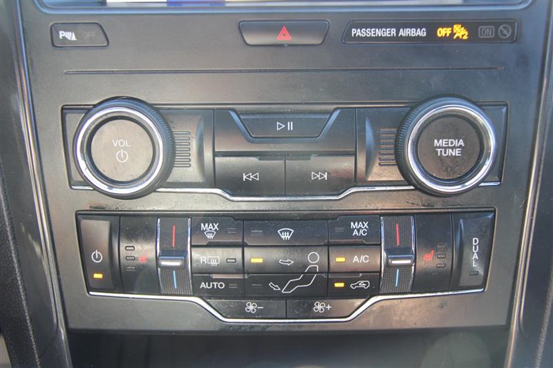 2019 Ford Explorer XLT - Photo 32