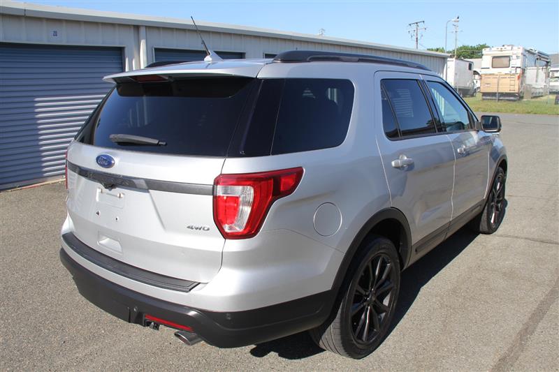2019 Ford Explorer XLT - Photo 5