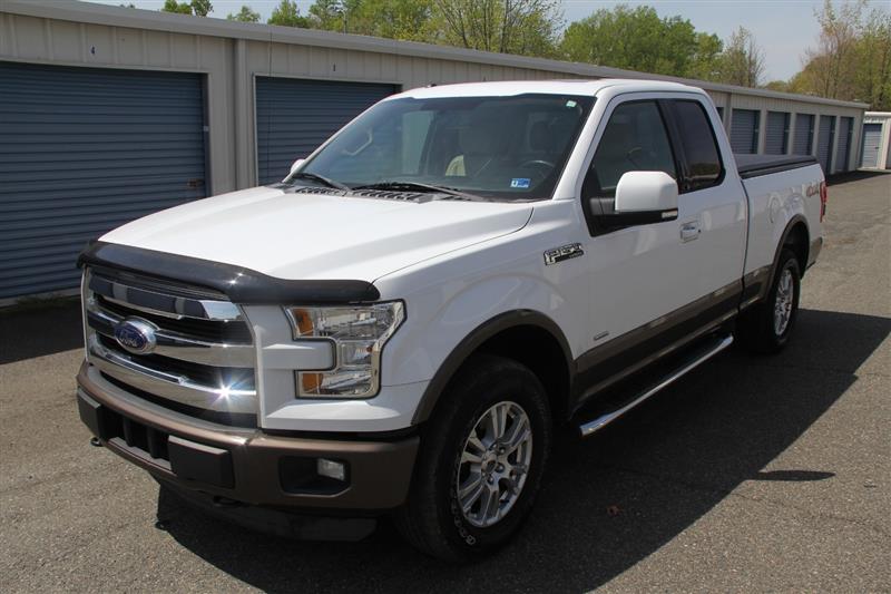 2015 Ford F-150 Lariat - Photo 2
