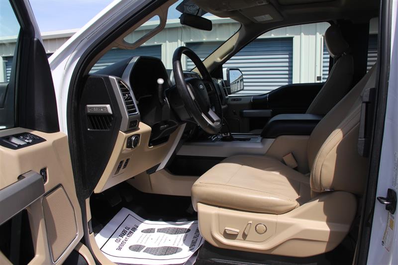 2015 Ford F-150 Lariat - Photo 24