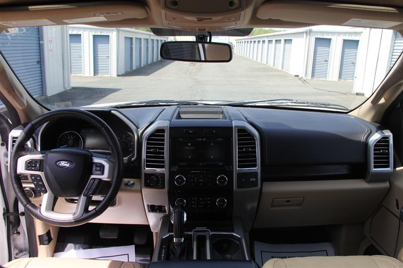 2015 Ford F-150 Lariat - Photo 28