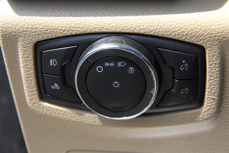 2015 Ford F-150 Lariat - Photo 40