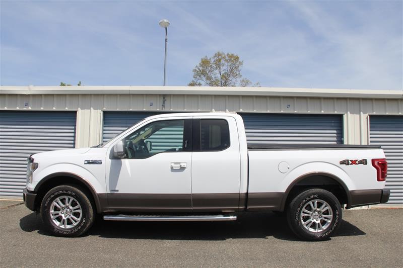 2015 Ford F-150 Lariat - Photo 9