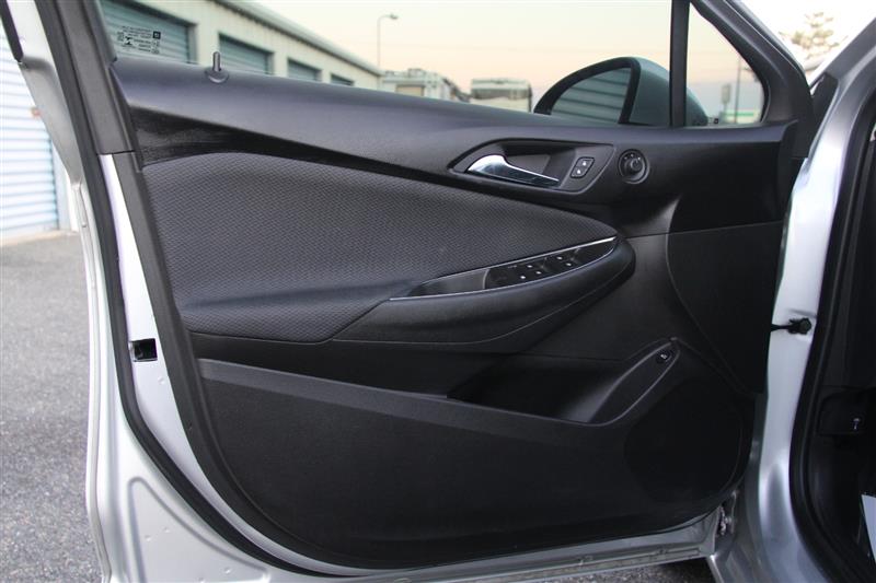 2018 Chevrolet Cruze LT - Photo 13