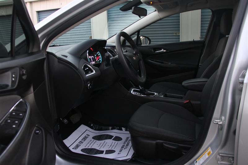 2018 Chevrolet Cruze LT - Photo 21