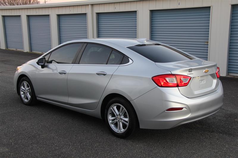 2018 Chevrolet Cruze LT - Photo 7