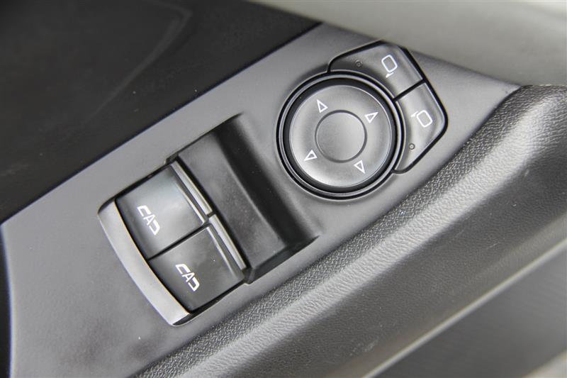 2017 Chevrolet Camaro 1LT - Photo 16