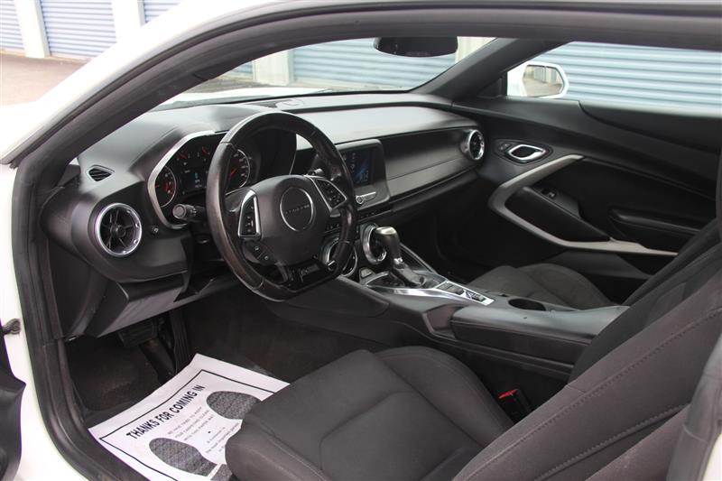 2017 Chevrolet Camaro 1LT - Photo 20