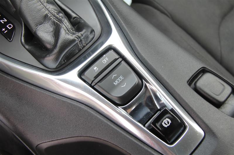 2017 Chevrolet Camaro 1LT - Photo 32